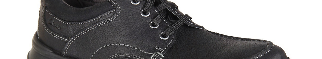Buy Clarks Men Black Sneakers - Casual Shoes for Men 7663609 | Myntra