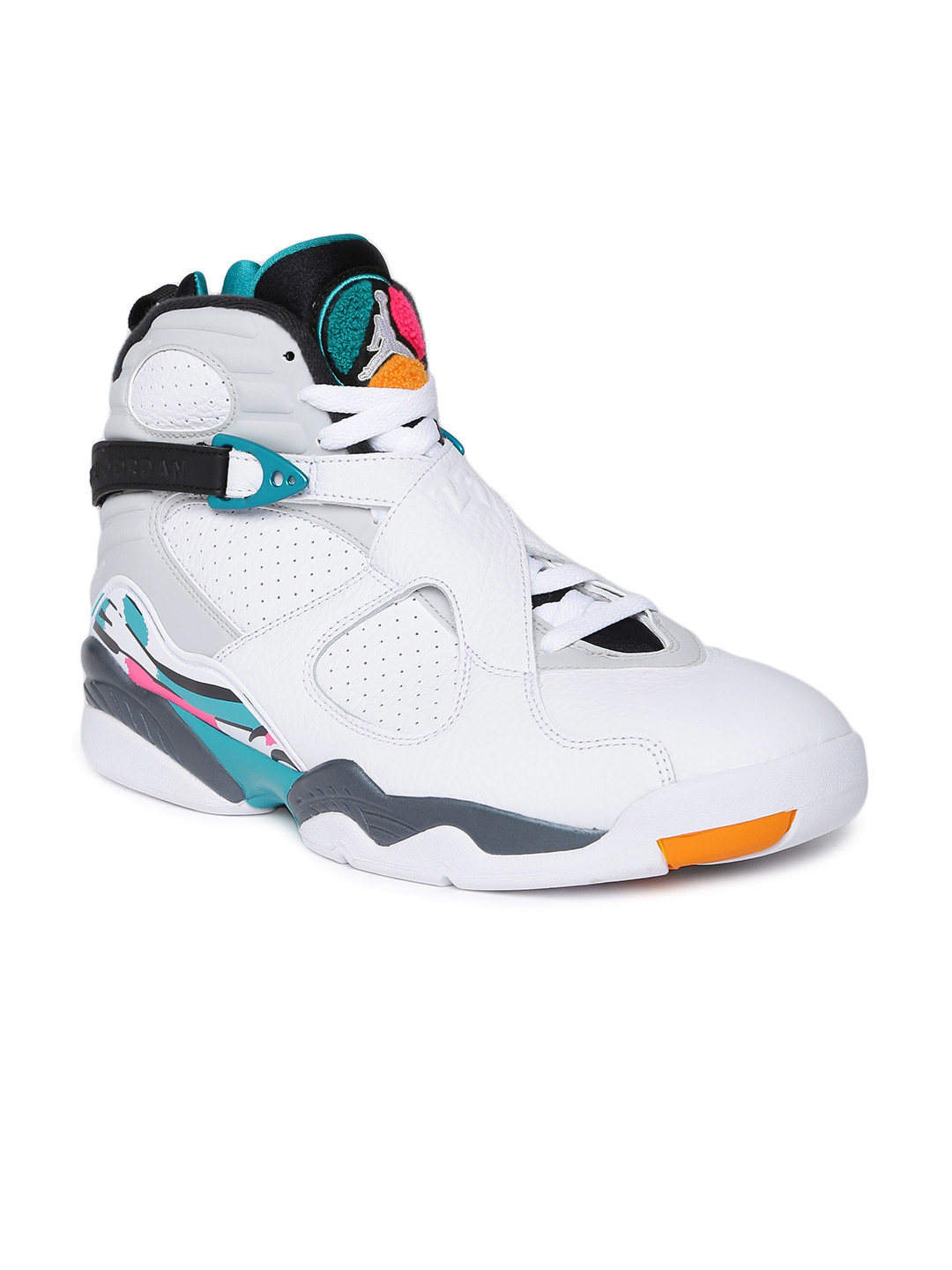 mens white nike basketball shoes