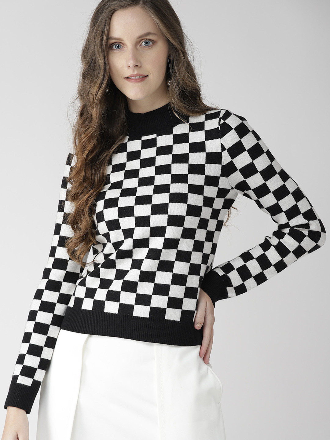 Buy FOREVER 21 Women Black & White Checked Sweater - Sweaters for Women 7694777 | Myntra