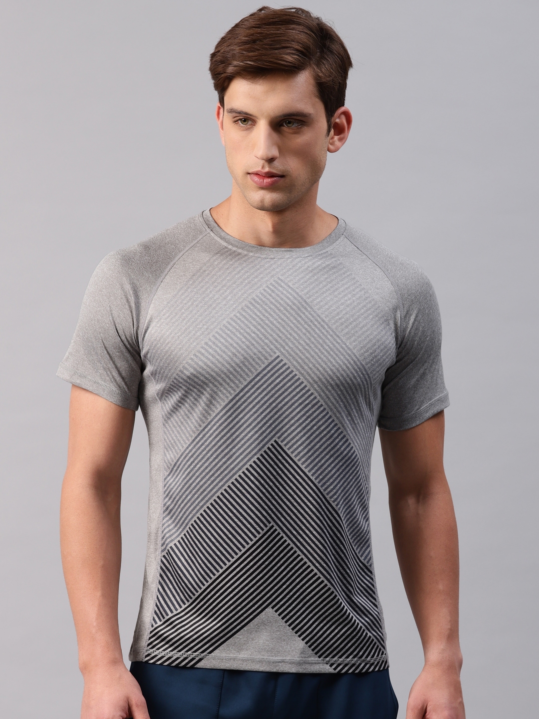 Buy HRX By Hrithik Roshan Men Grey Printed Training T Shirt - Tshirts ...