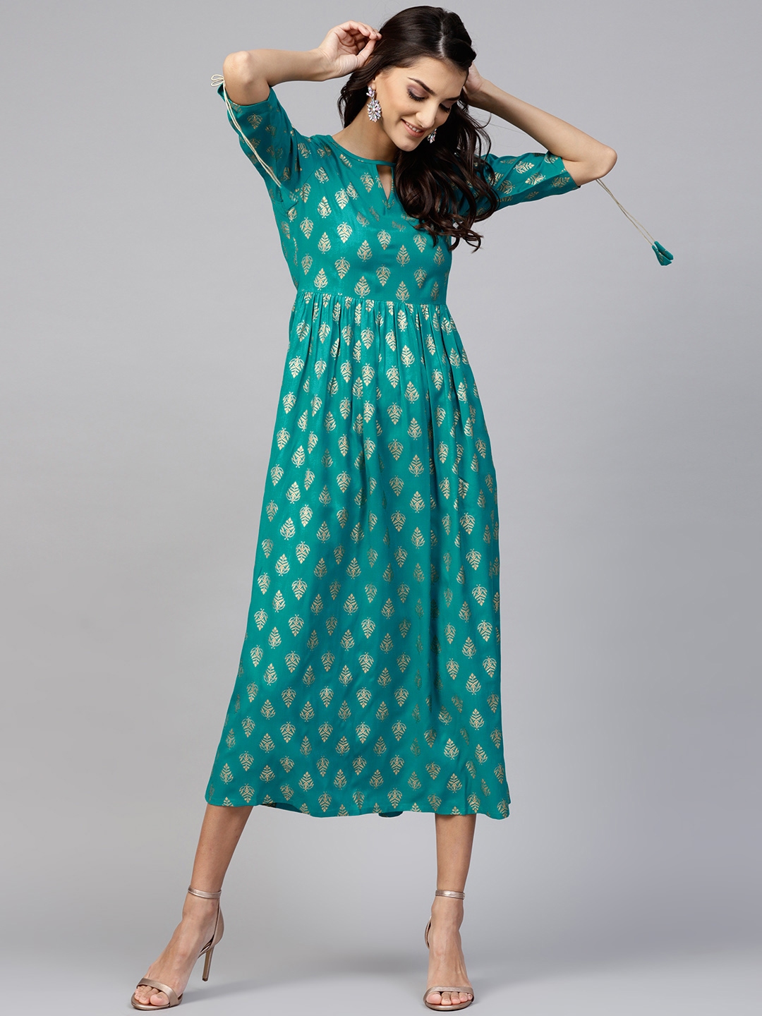 libas designer gowns