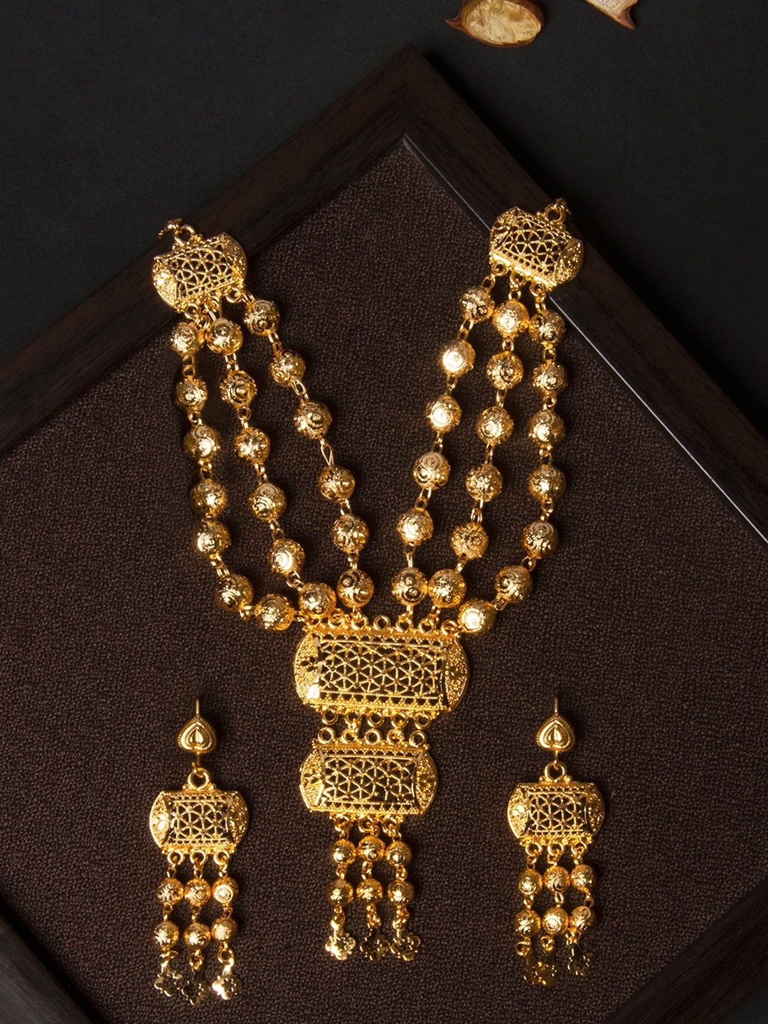 Buy Rubans Gold Plated Handcrafted Jewellery Set - Jewellery Set for Women 7740790 | Myntra