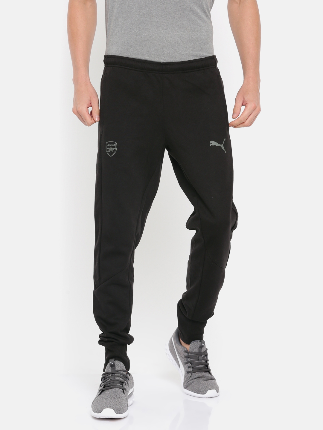 puma black joggers men