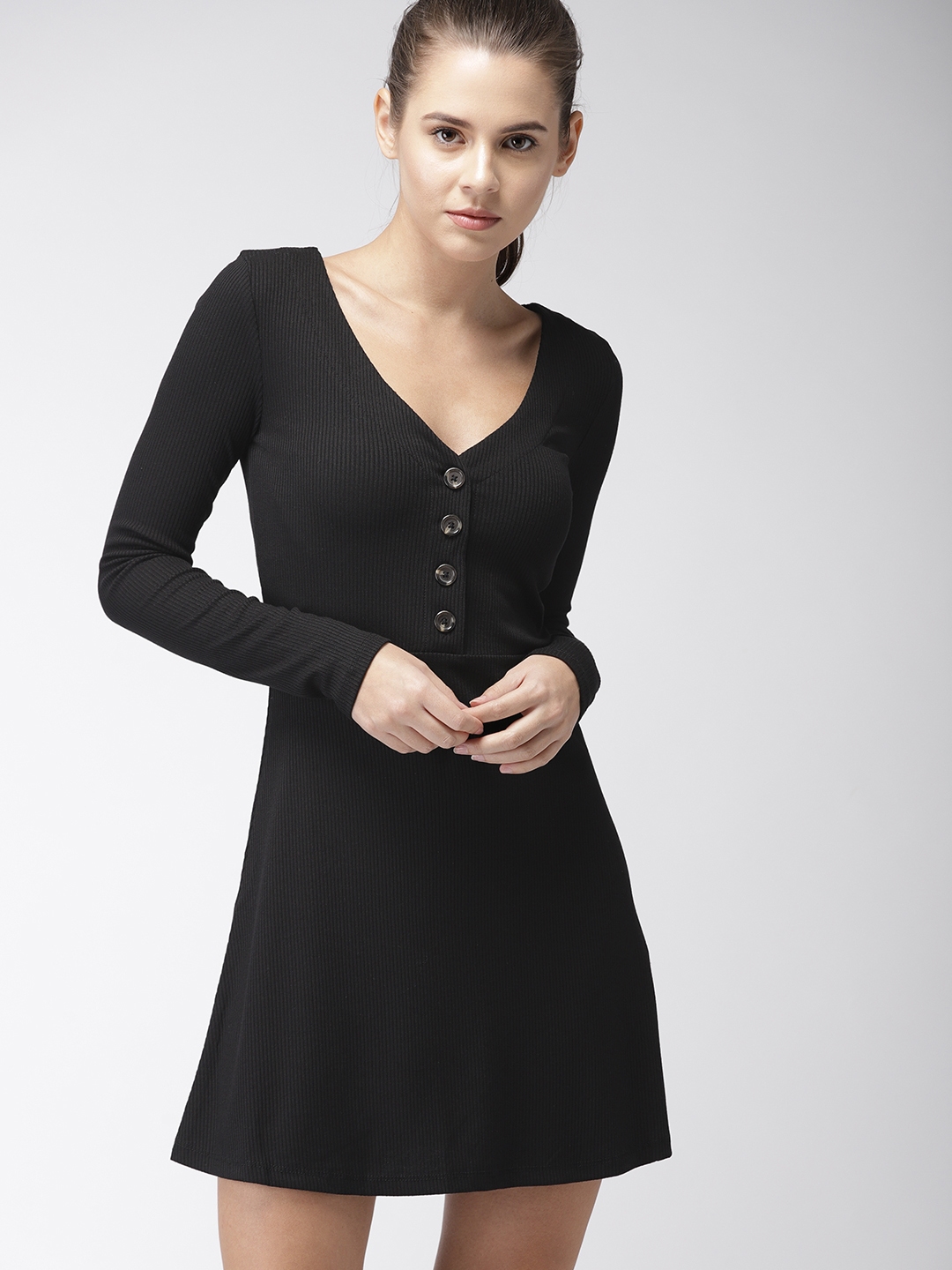 Buy FOREVER 21 Black Solid Mini Sweater Dress - Dresses for Women 7759679 | Myntra