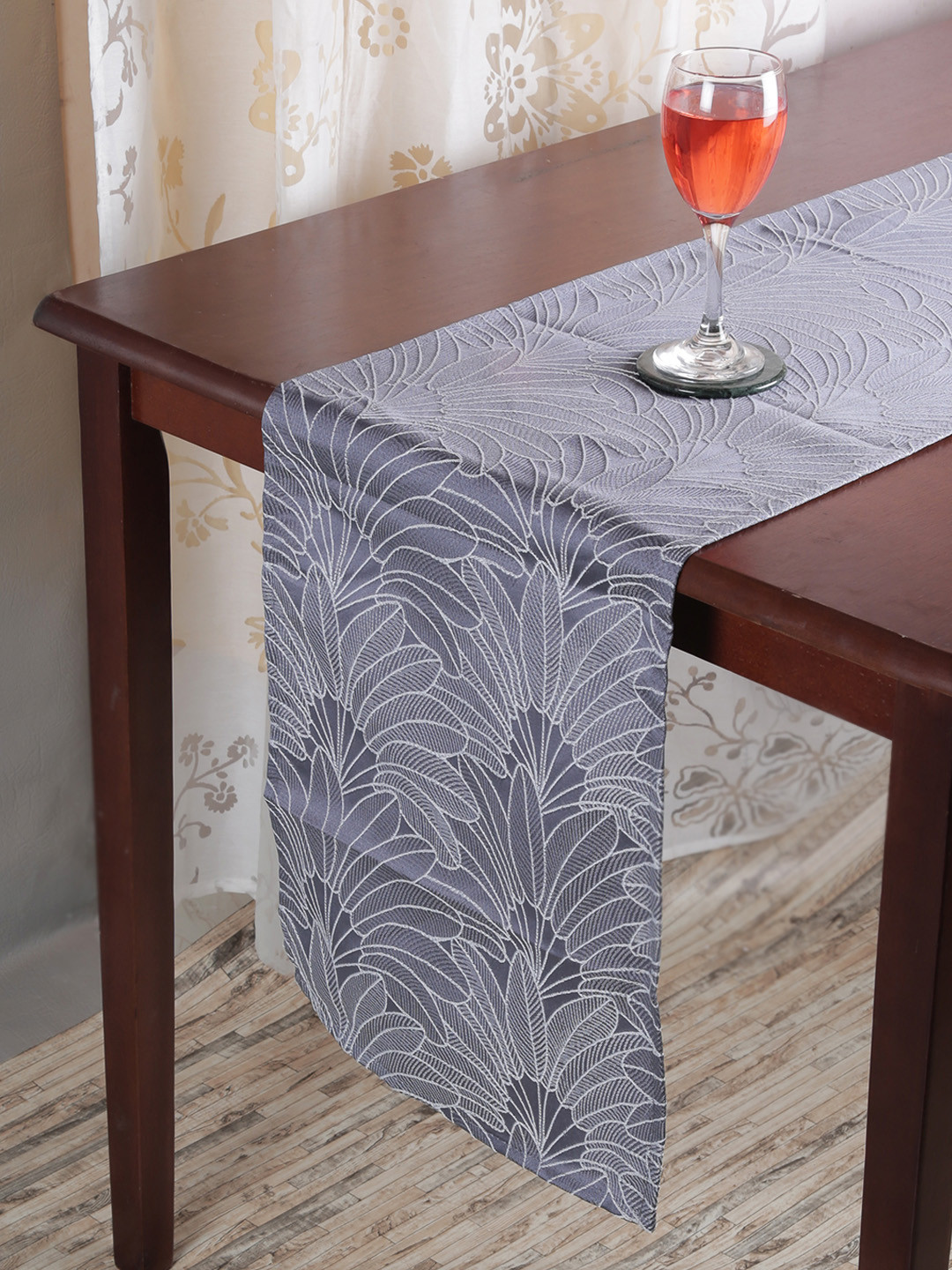 Buy RANGRAGE Grey & White Floral Table Runner Runners for Unisex