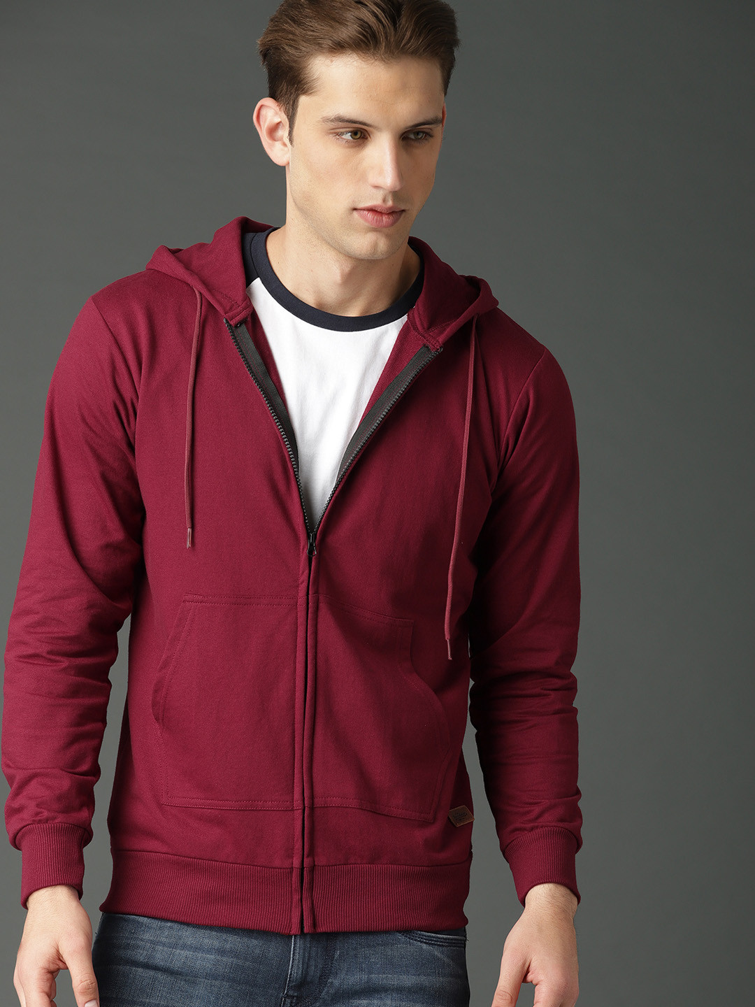 Buy Roadster Men Maroon Solid Hooded Sweatshirt - Sweatshirts for Men 7999629 | Myntra