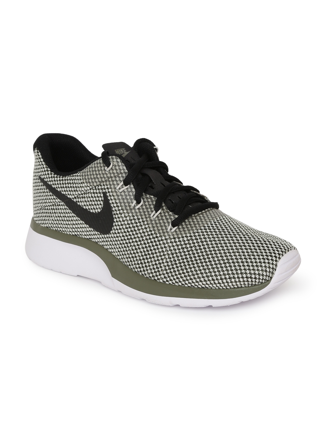 nike tanjun myntra