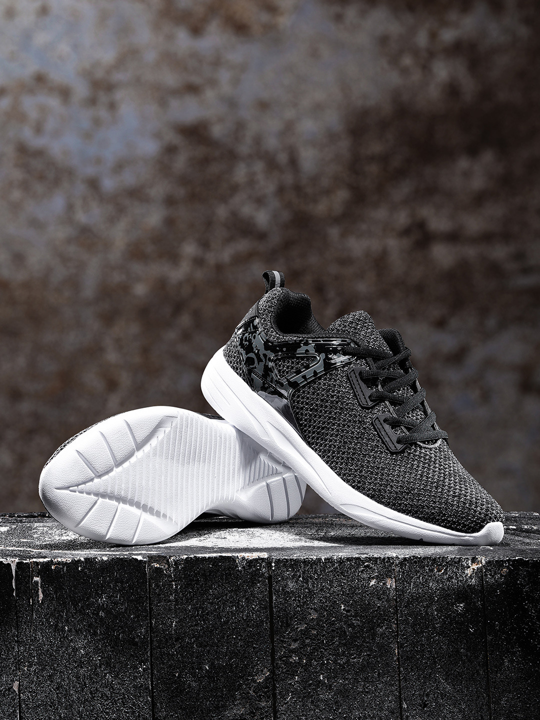 myntra roadster shoes