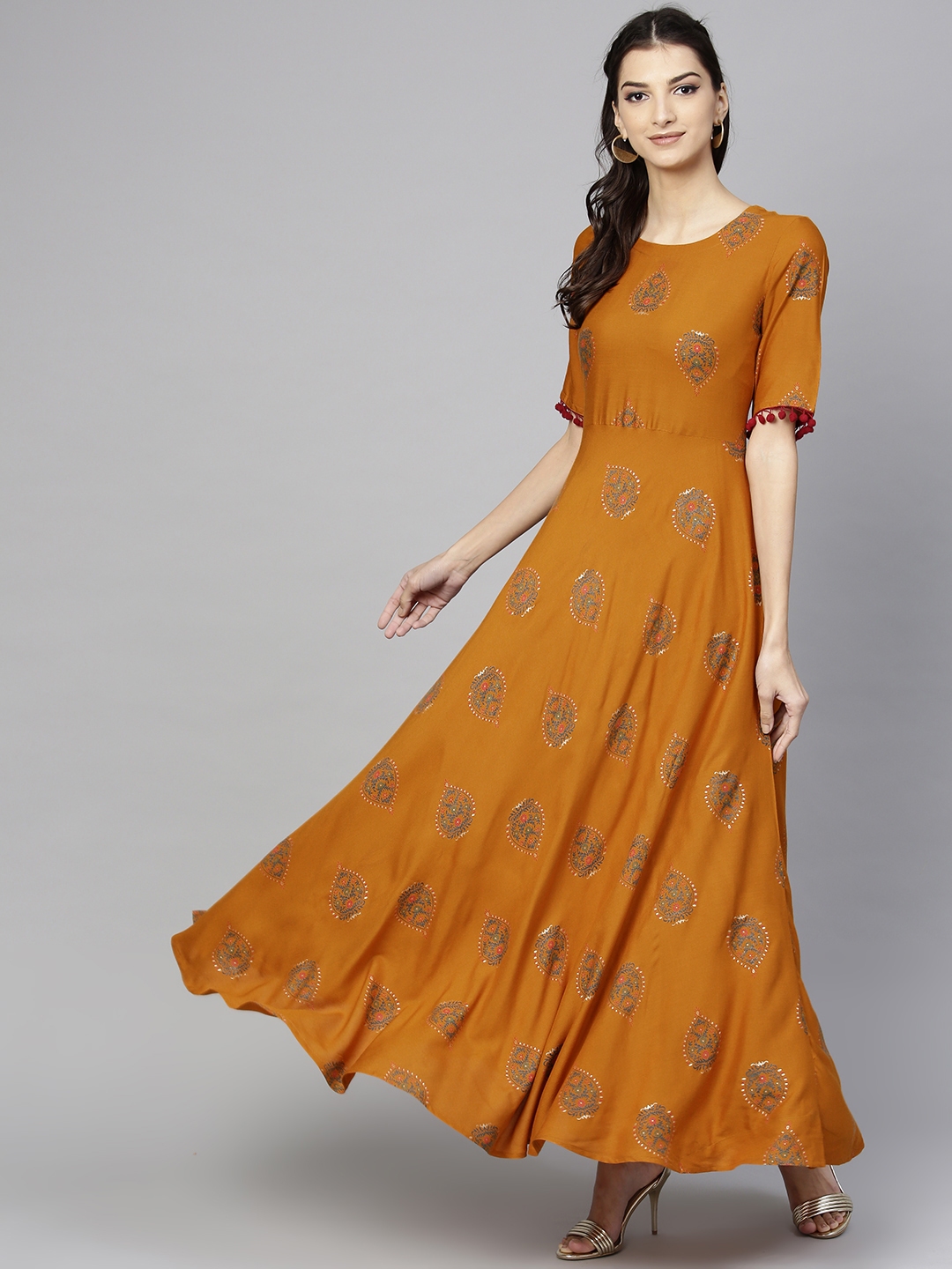 libas designer gowns