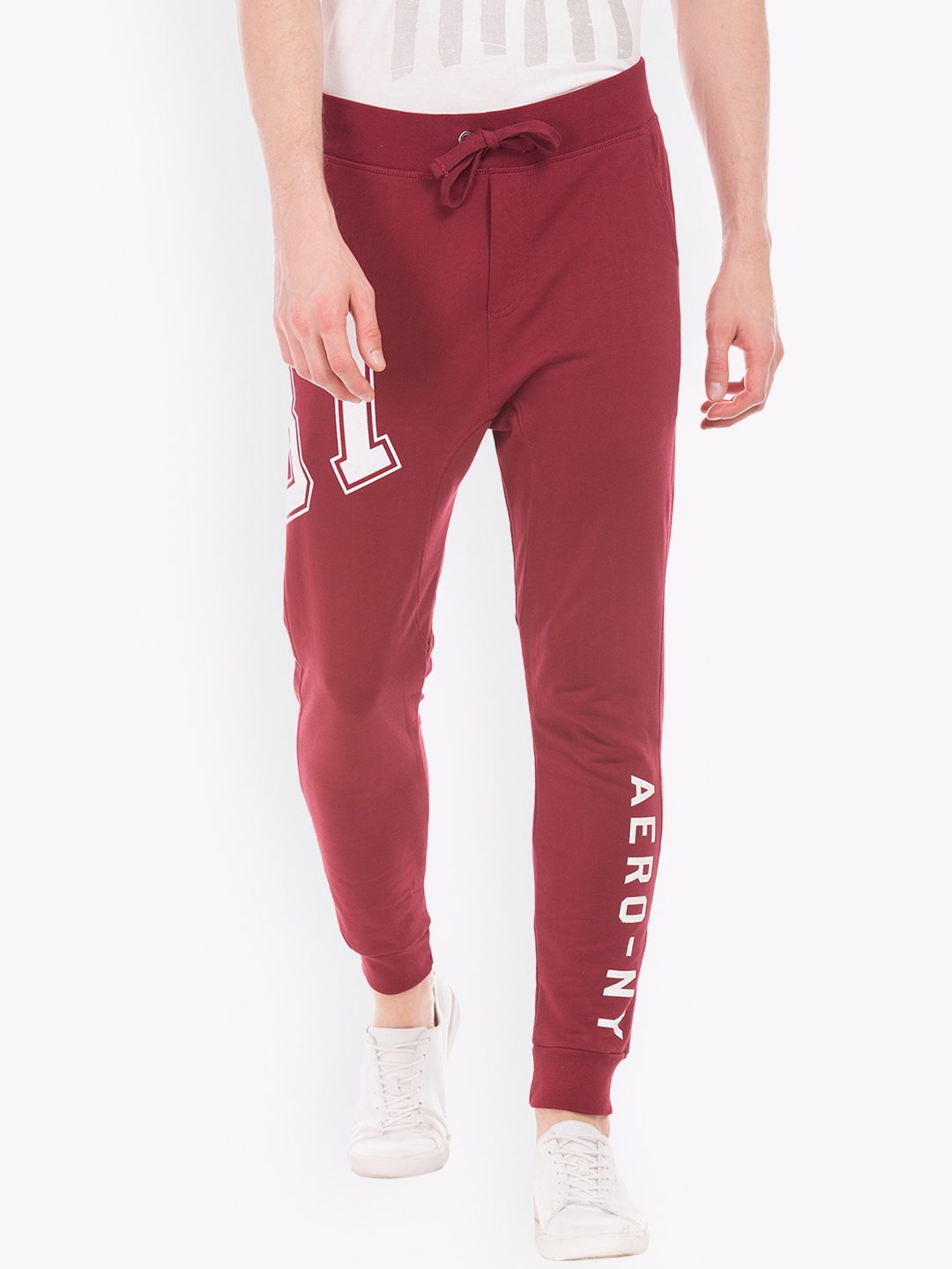 joggers red