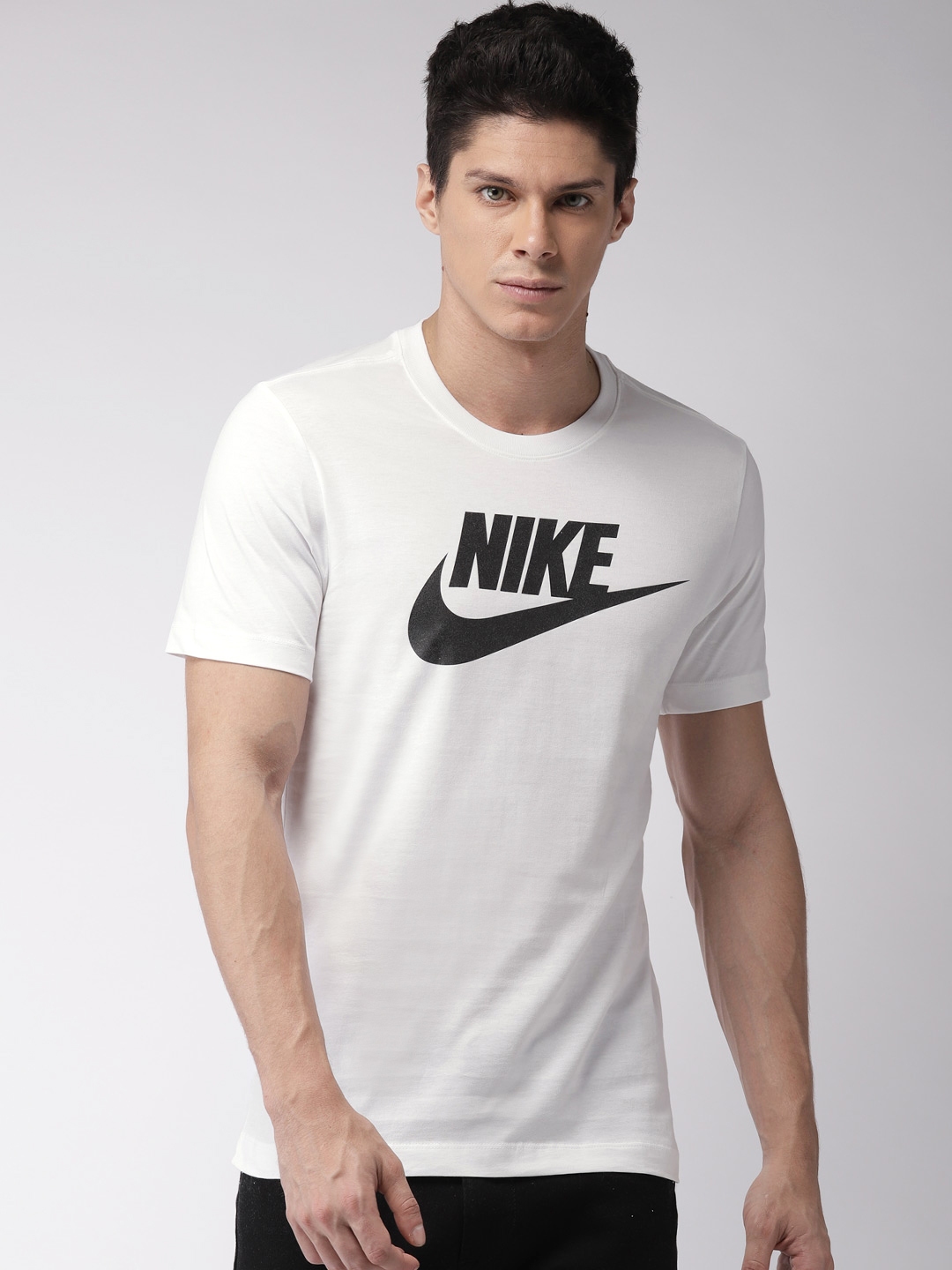 Buy Nike Men White Printed Round Neck Pure Cotton T Shirt - Tshirts for ...