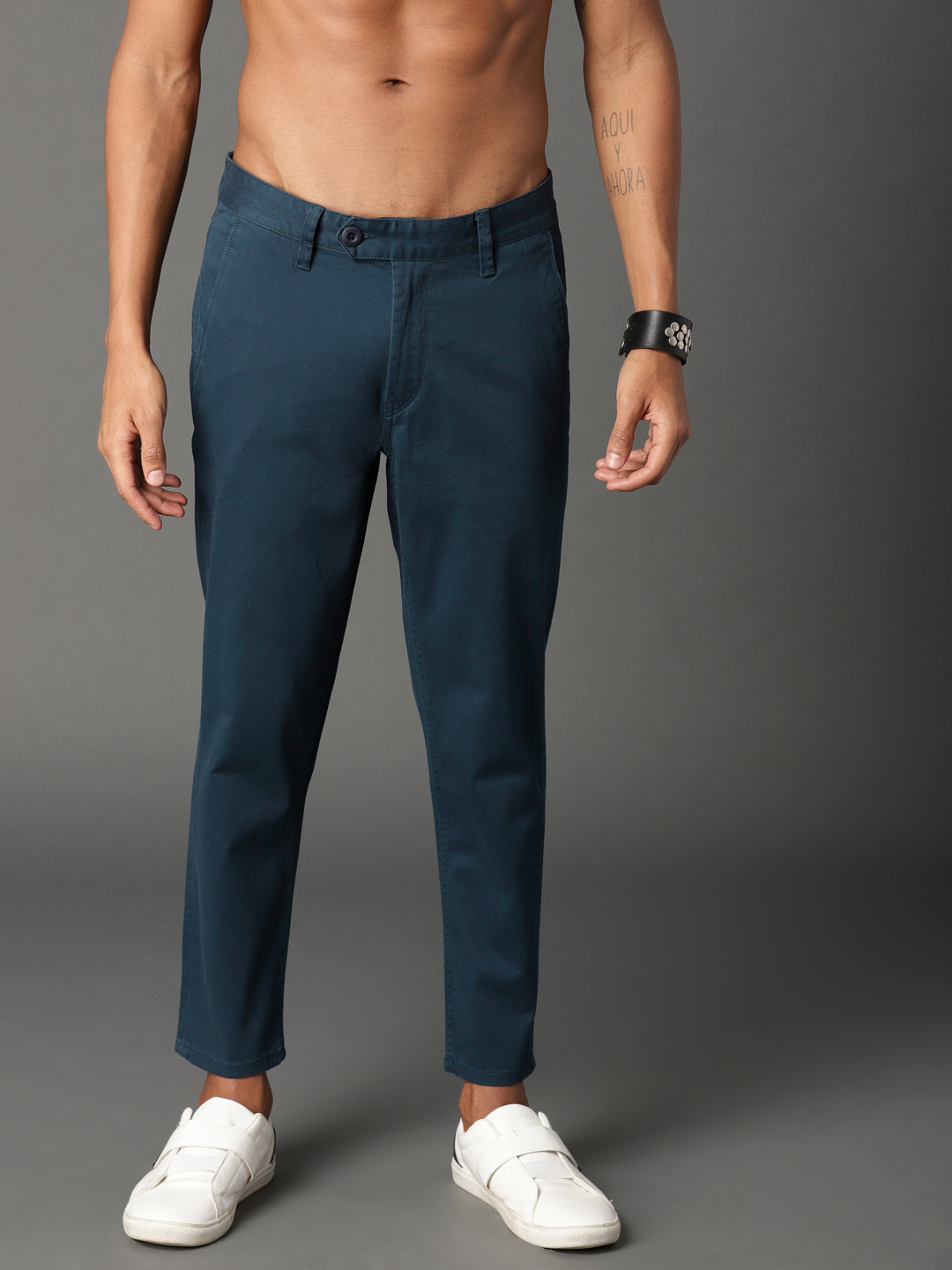 Buy Roadster Men Teal Regular Fit Cropped Chinos - Trousers for Men 8237571 | Myntra