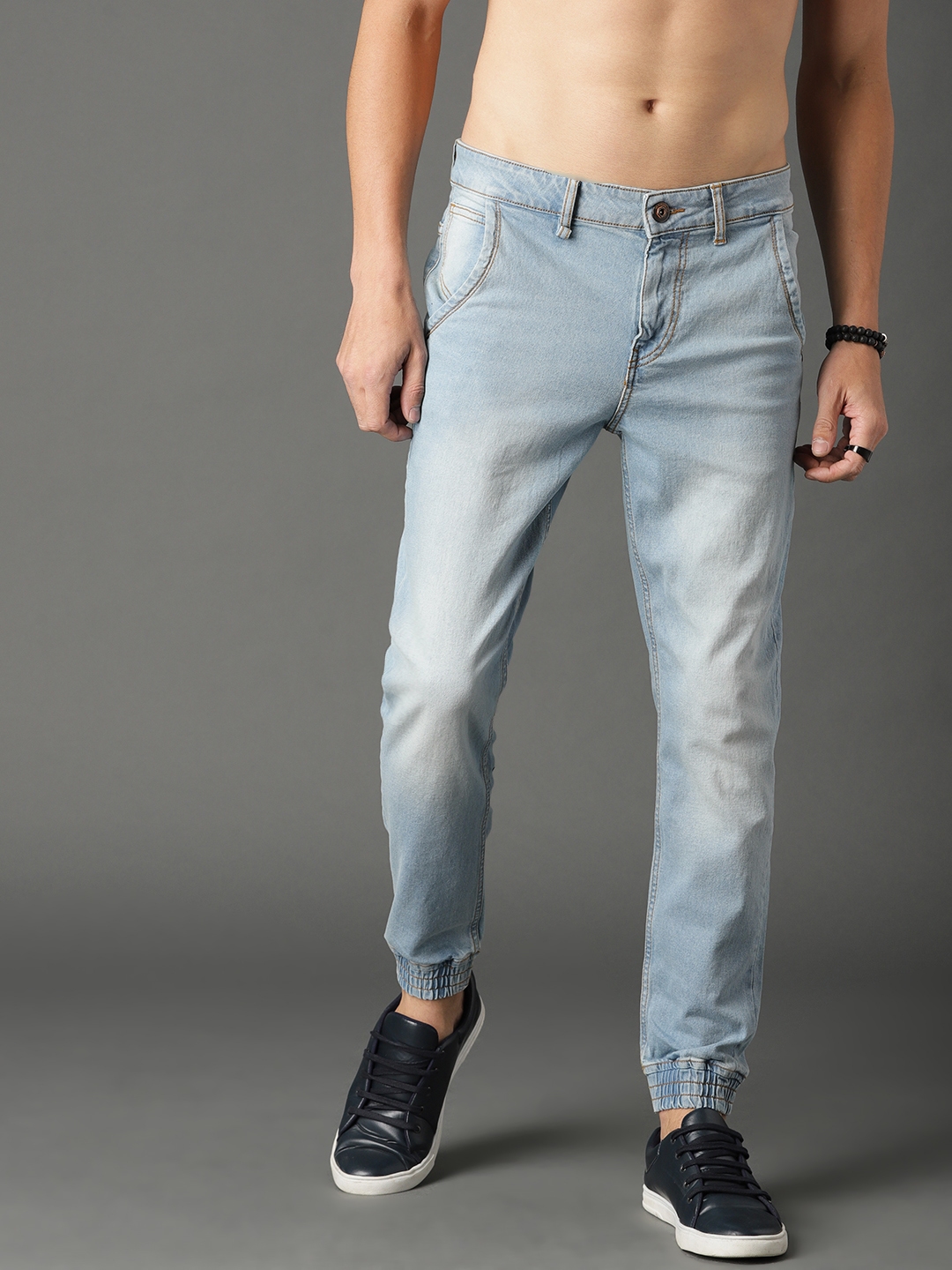 stretchable jogger pants