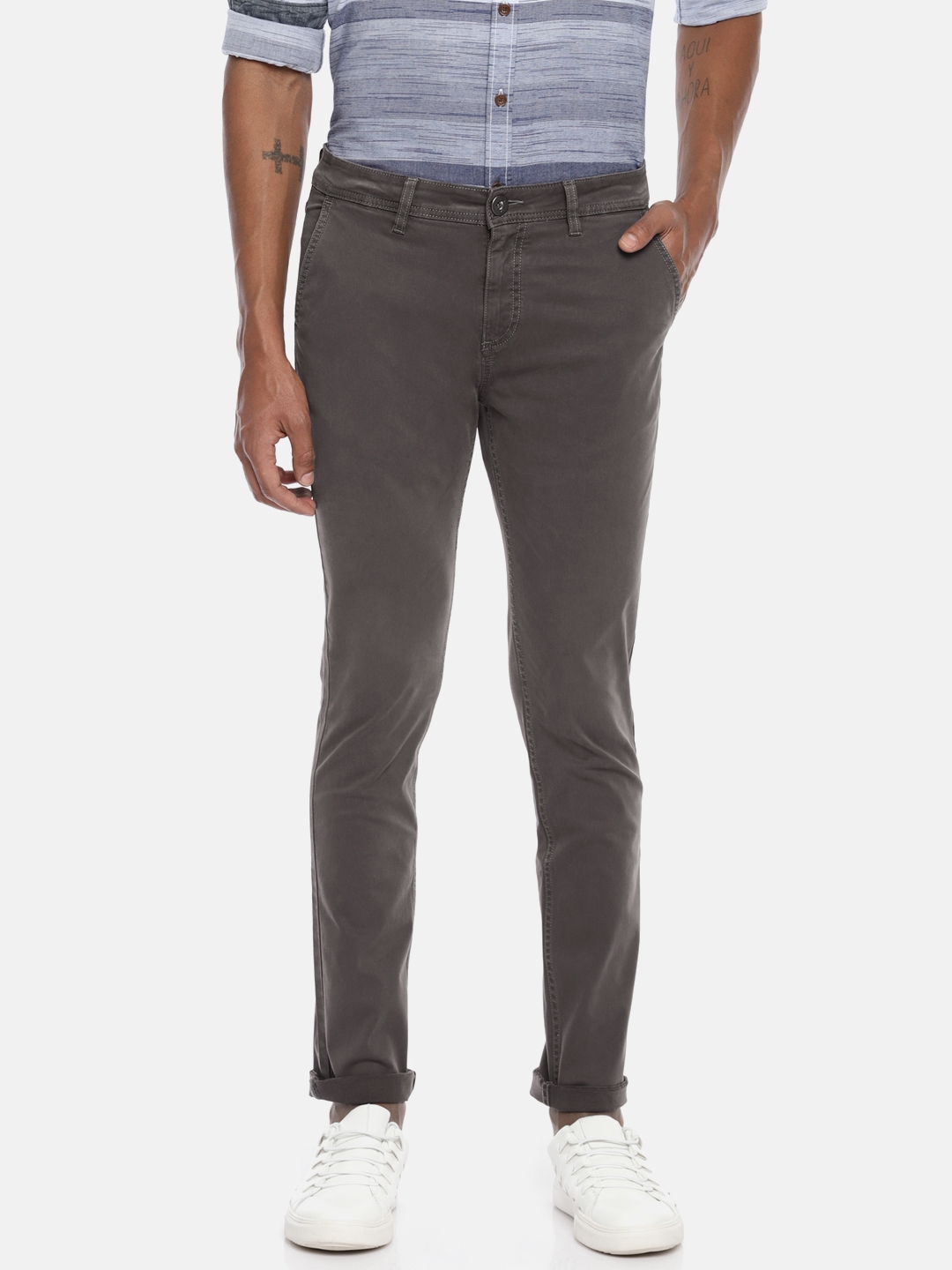 Buy Pepe Jeans Men Grey HANS Slim Fit Solid Chinos - Trousers for Men ...