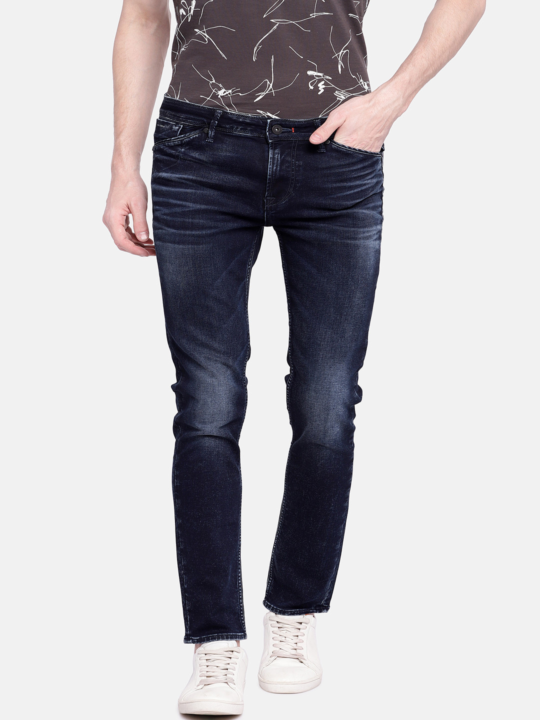 Buy Killer Men Blue Slim Fit Mid Rise Clean Look Jeans - Jeans for Men 8348725 | Myntra