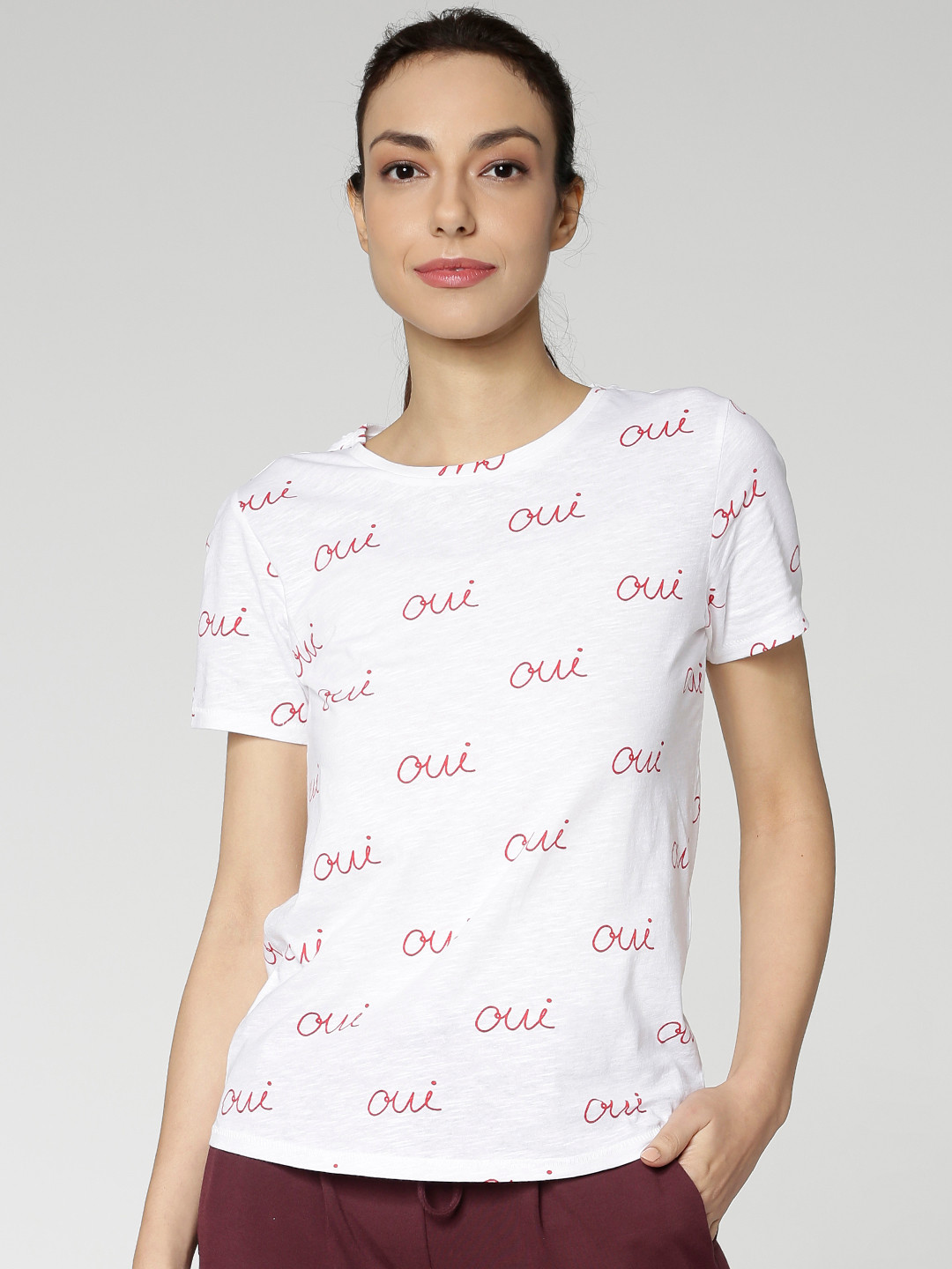 Buy ONLY Women White Printed Round Neck Pure Cotton T Shirt Tshirts