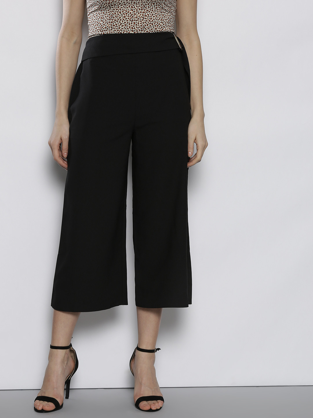 Buy DOROTHY PERKINS Women Black Regular Fit Solid Culottes - Trousers for Women 8388867 | Myntra