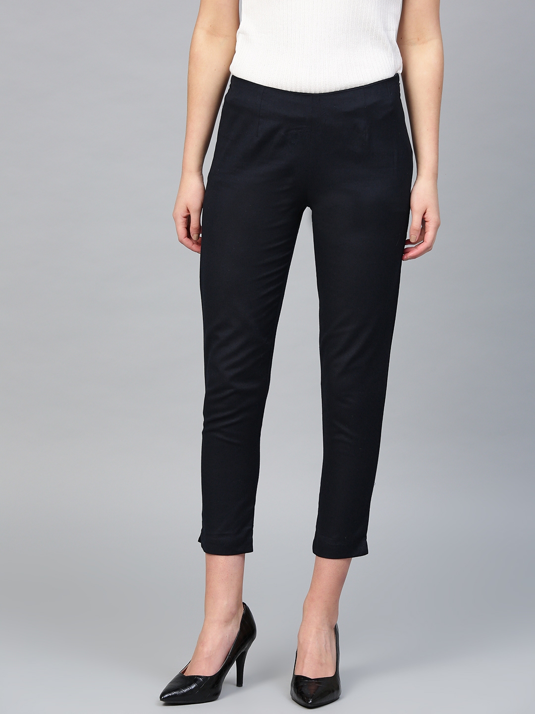 navy cropped joggers