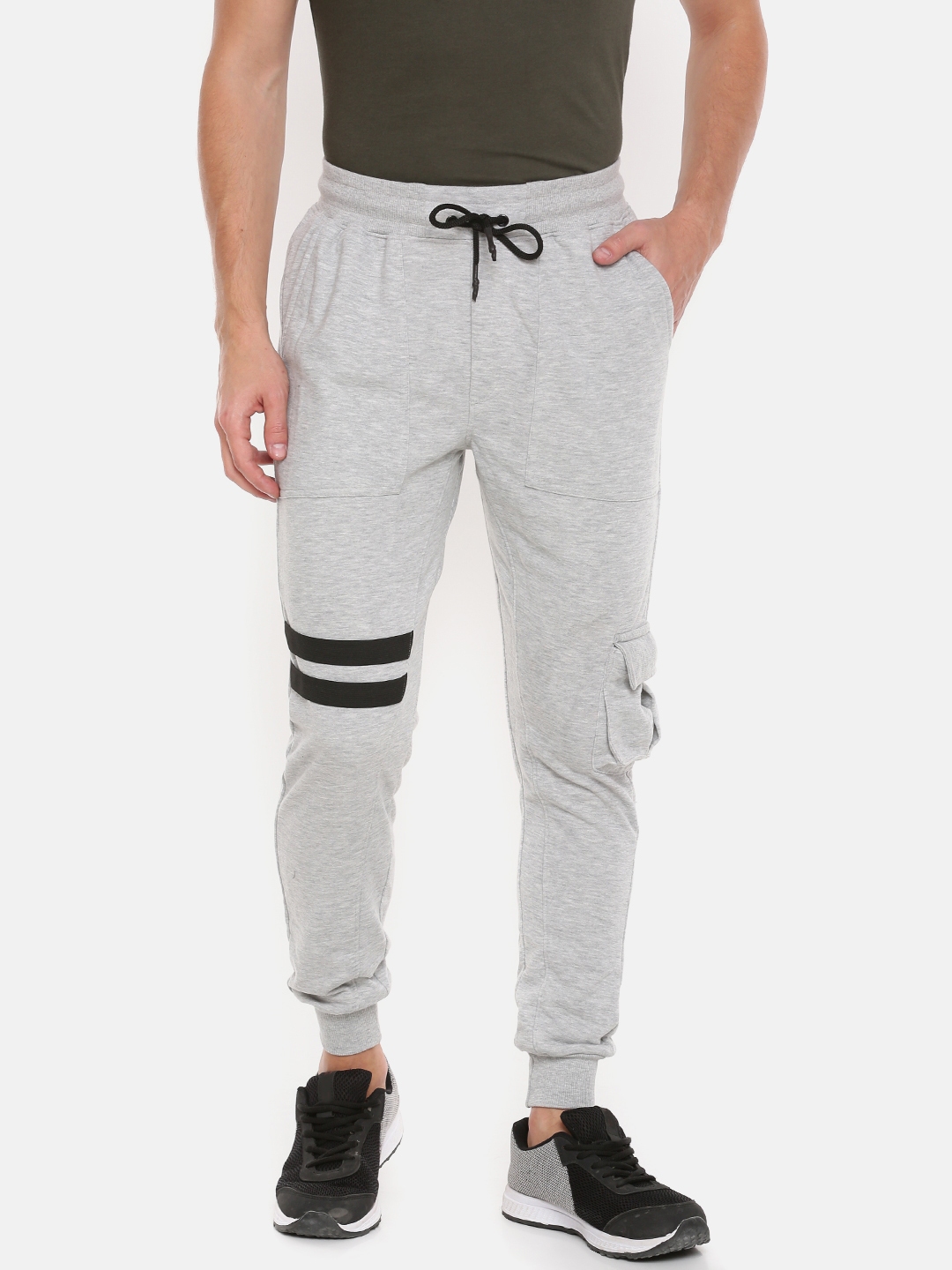 skult by shahid kapoor joggers