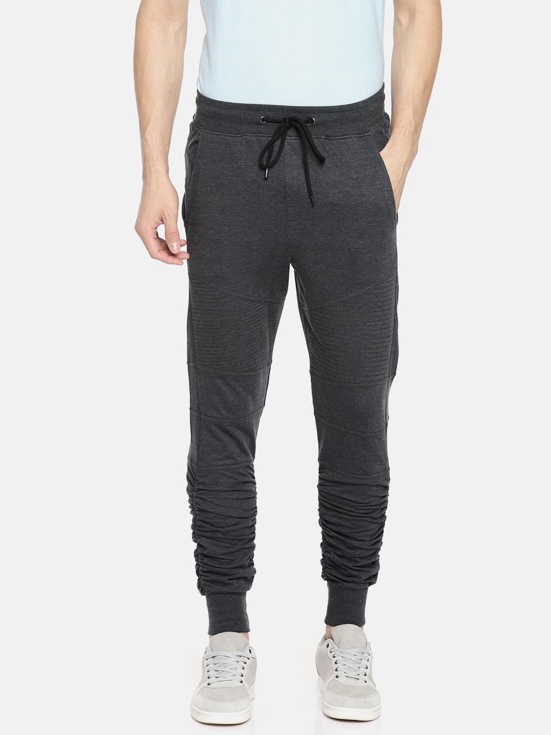 skult by shahid kapoor track pants