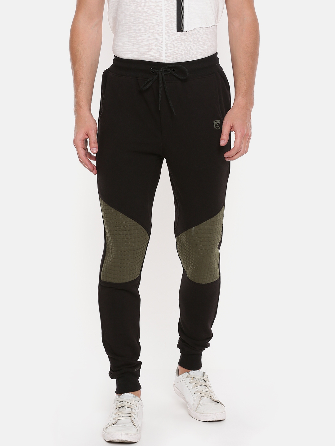 skult by shahid kapoor track pants