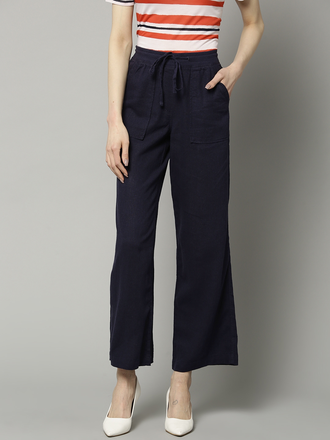 parallel trousers with top
