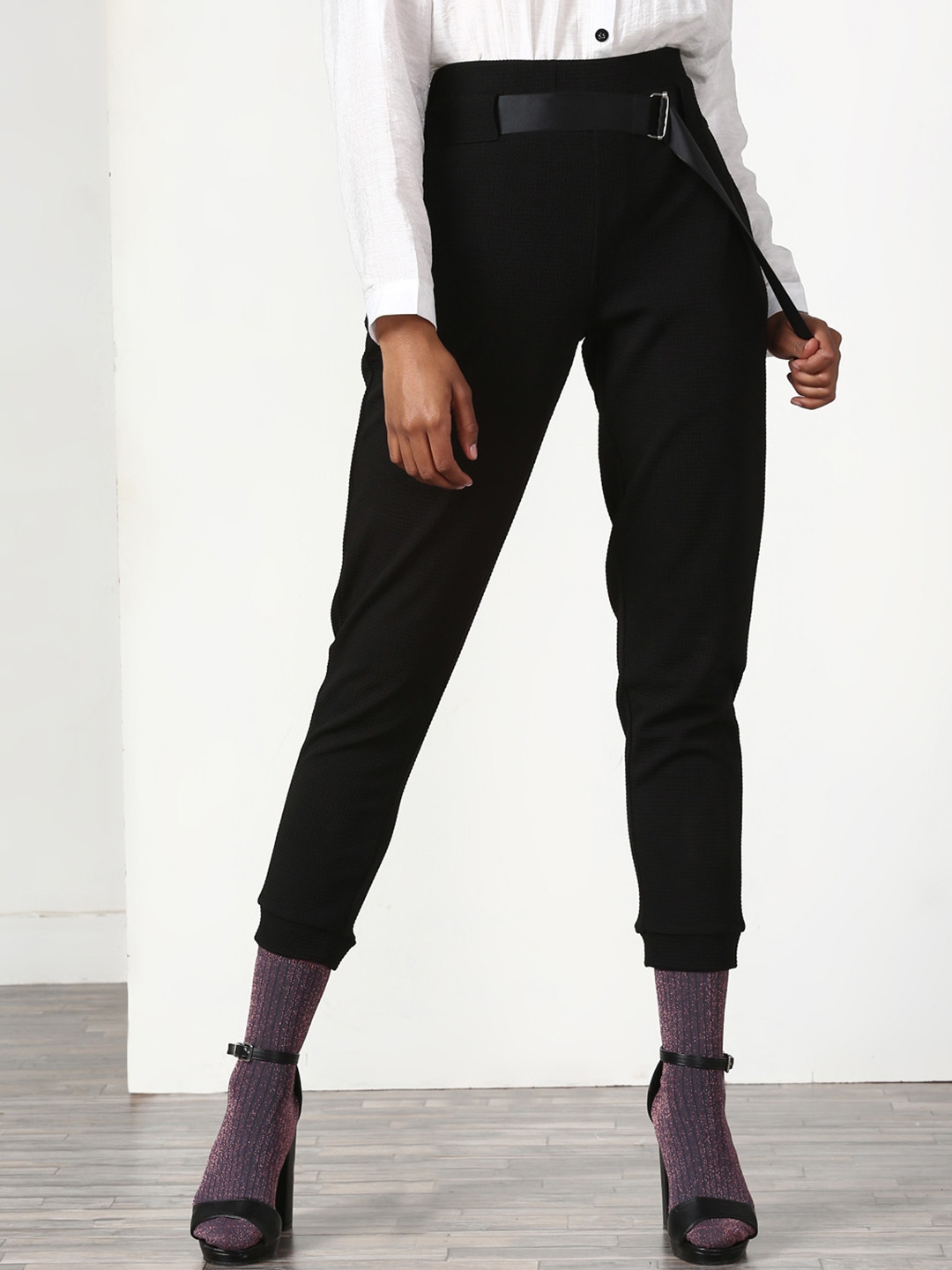 jogger pants myntra