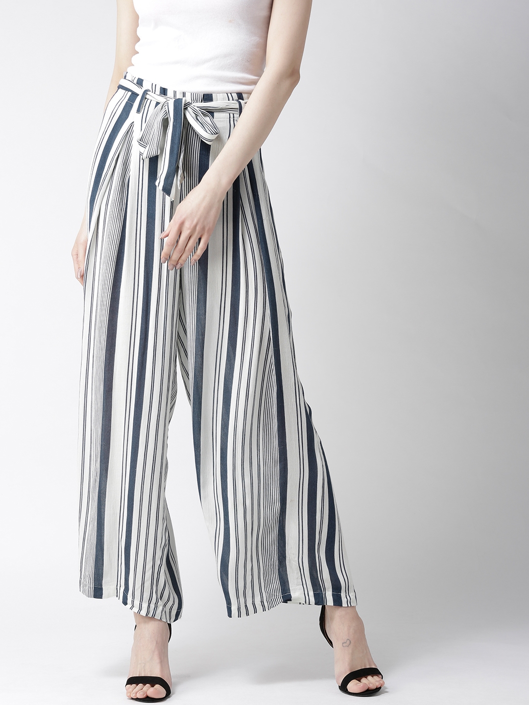parallel trousers with top