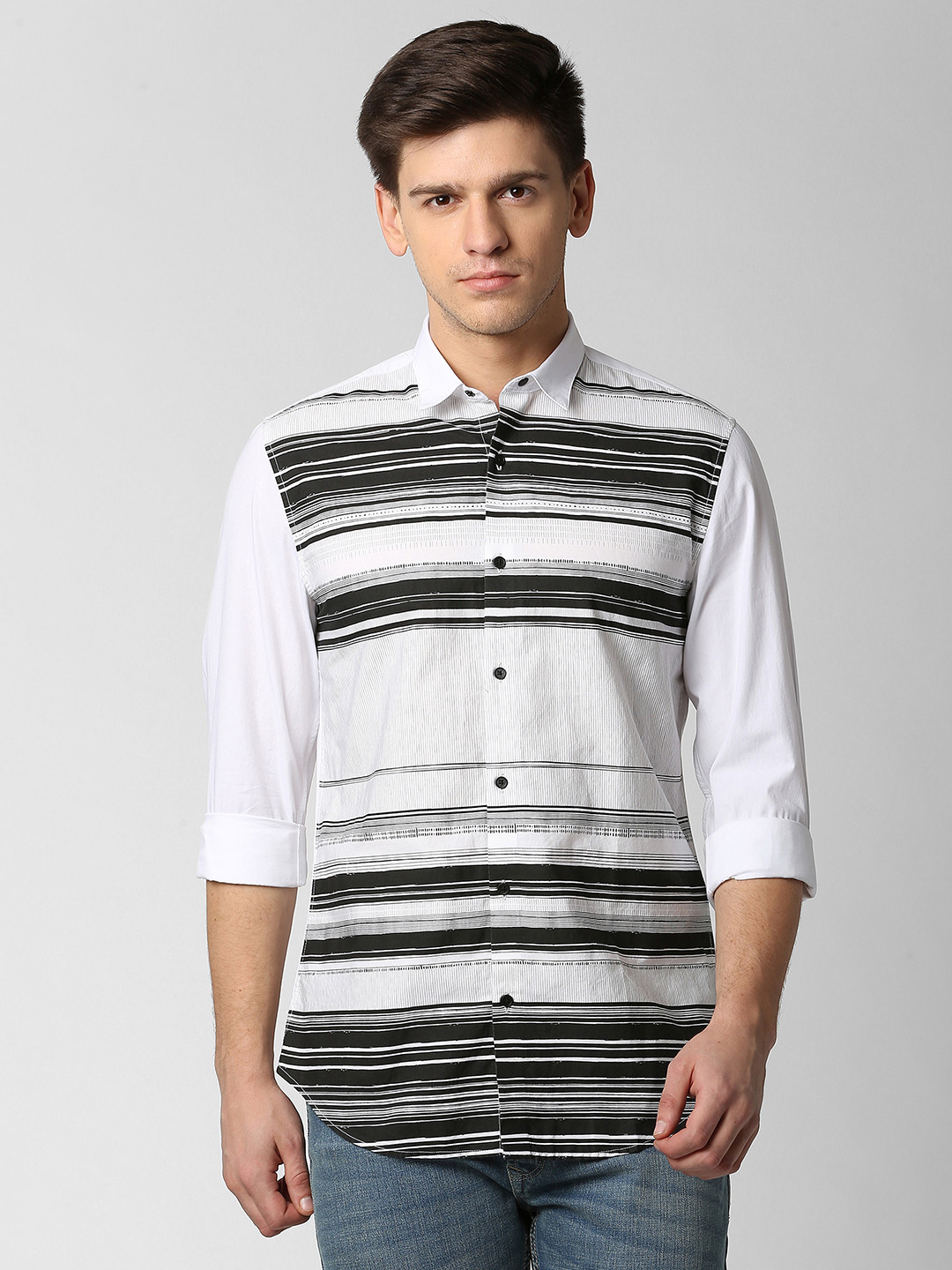 Buy Peter England Casuals Men White & Black Slim Fit ...