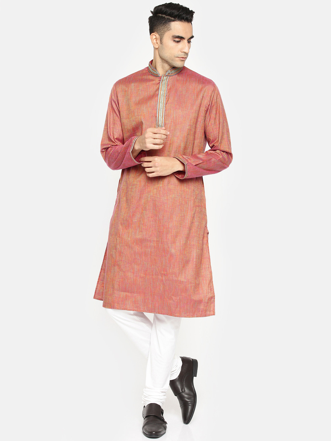 Men Magenta Pink & White Solid Kurta With Churidar