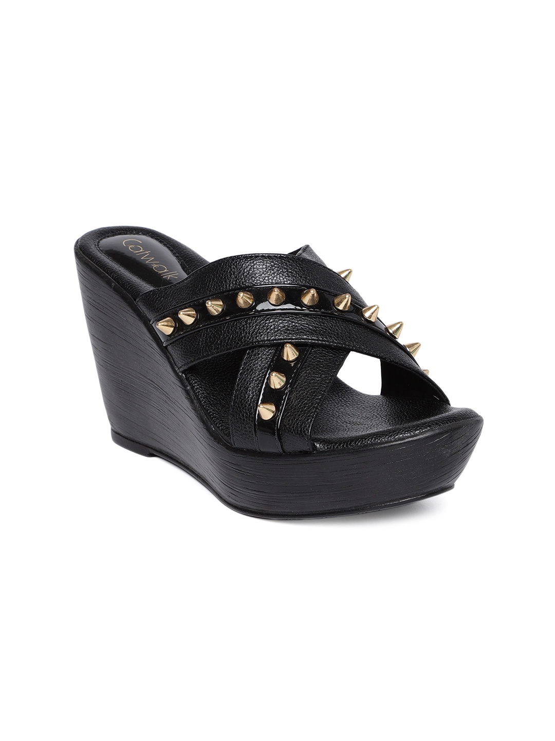 sandals for women in myntra
