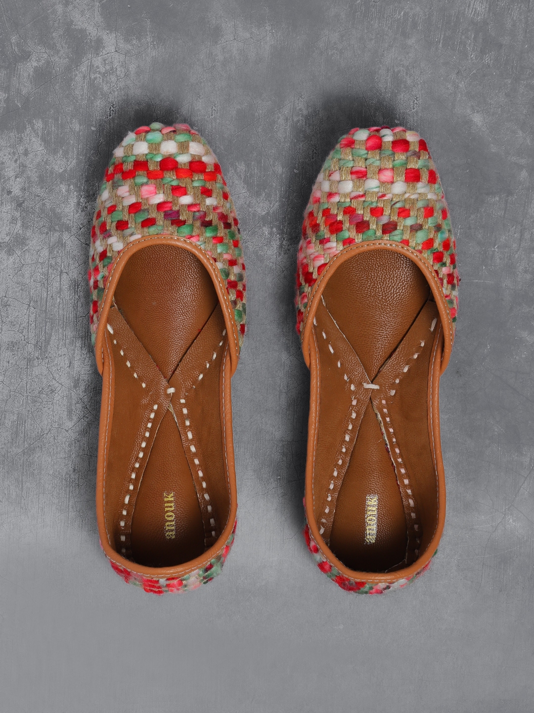 mojaris myntra