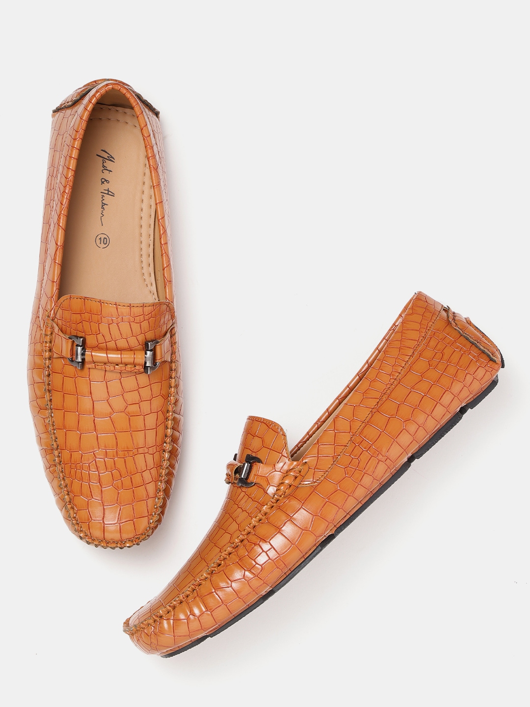 myntra crocs men