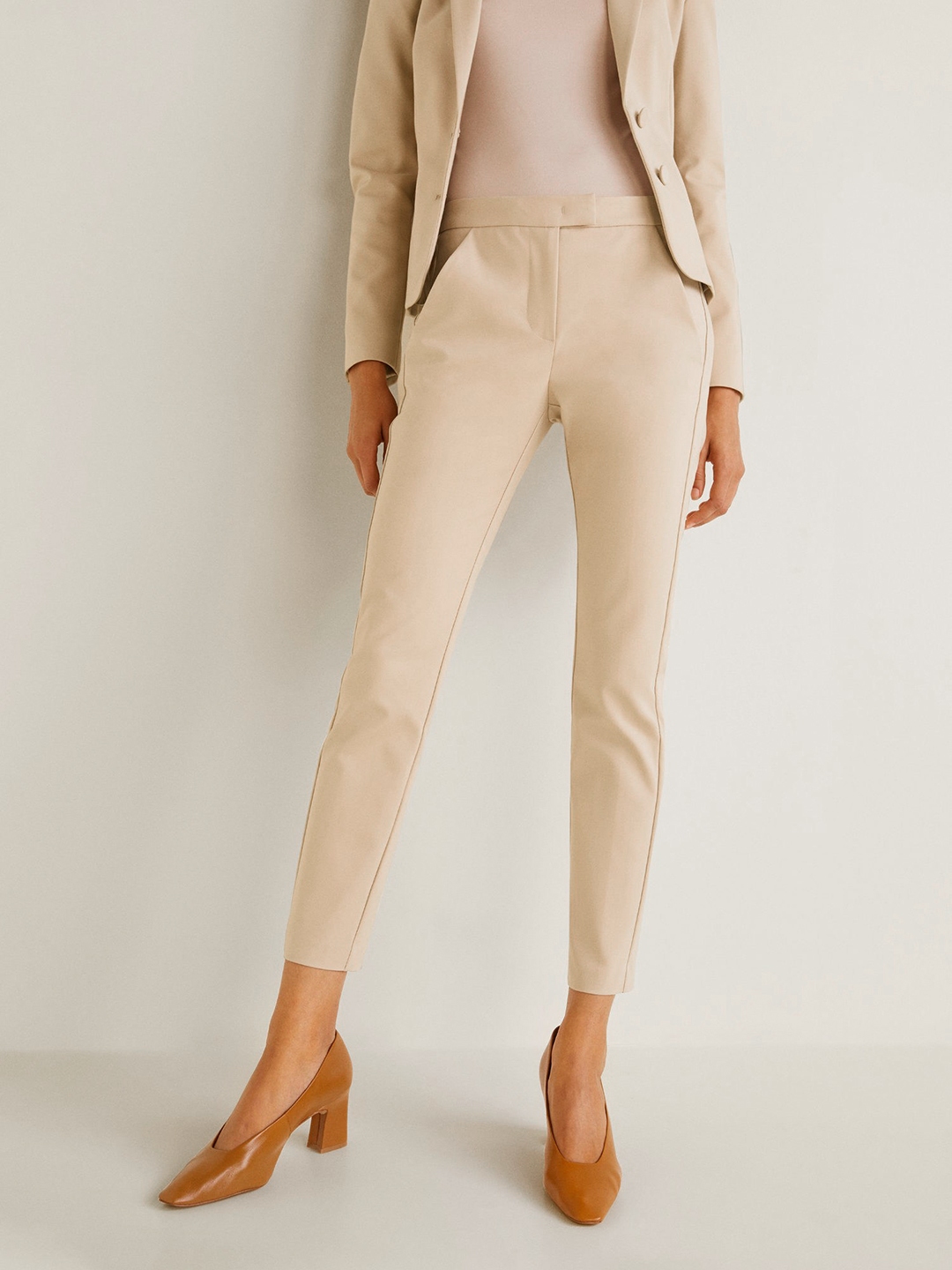 ladies beige cropped trousers