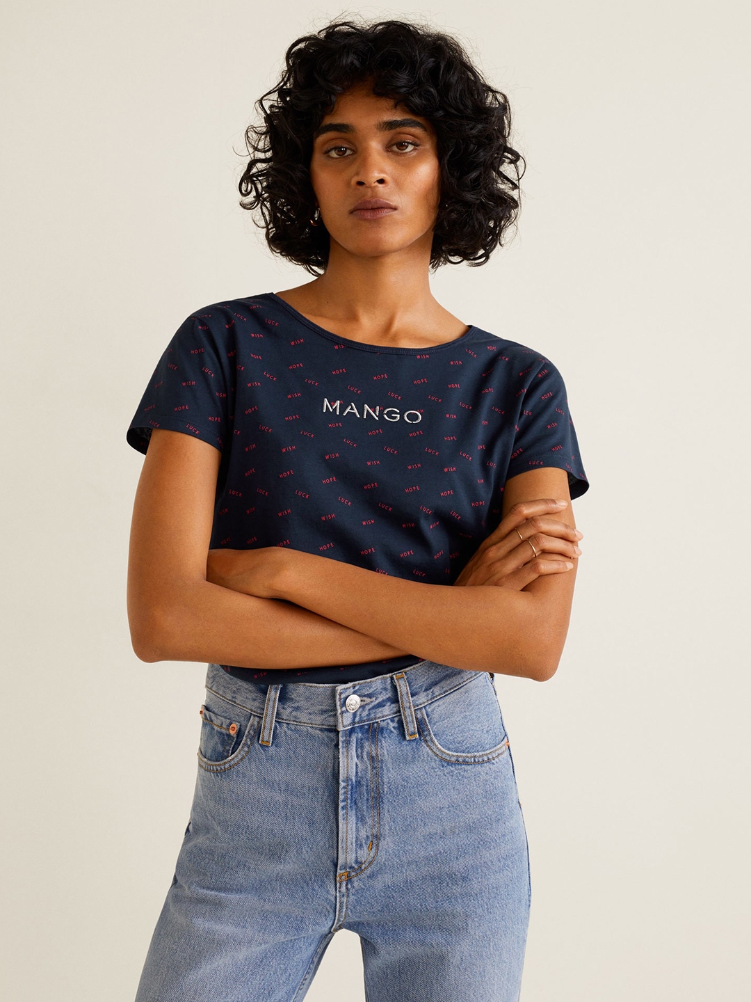 mango black tshirt