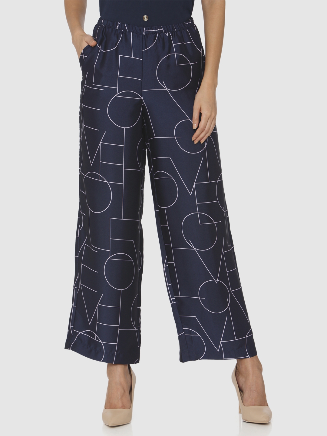 parallel trousers with top