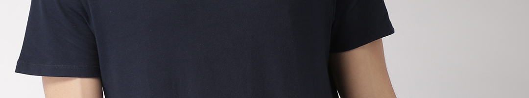 Buy Tommy Hilfiger Men Navy Blue Solid Round Neck Pure Cotton T Shirt ...