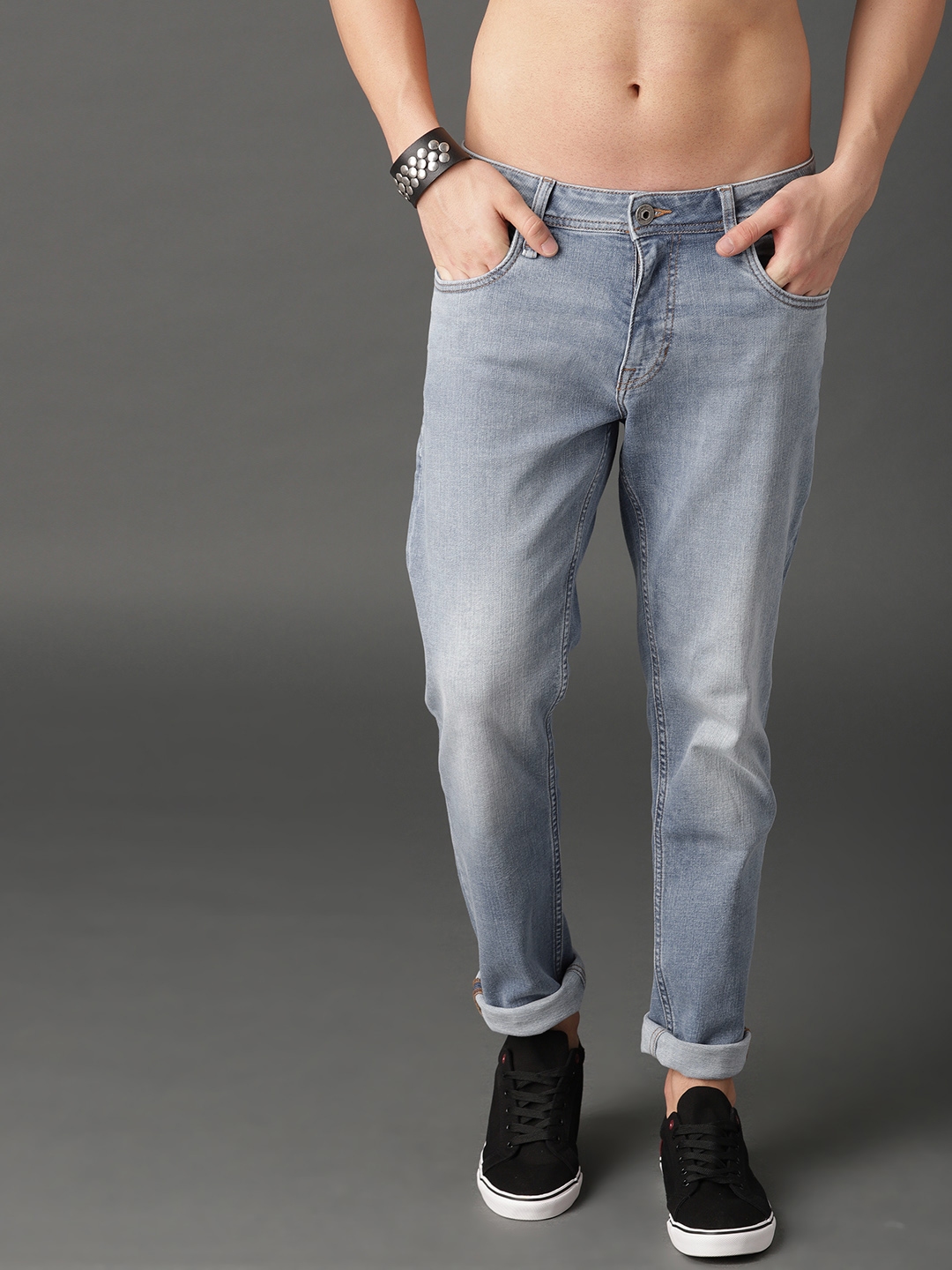 slim fit mid rise jeans