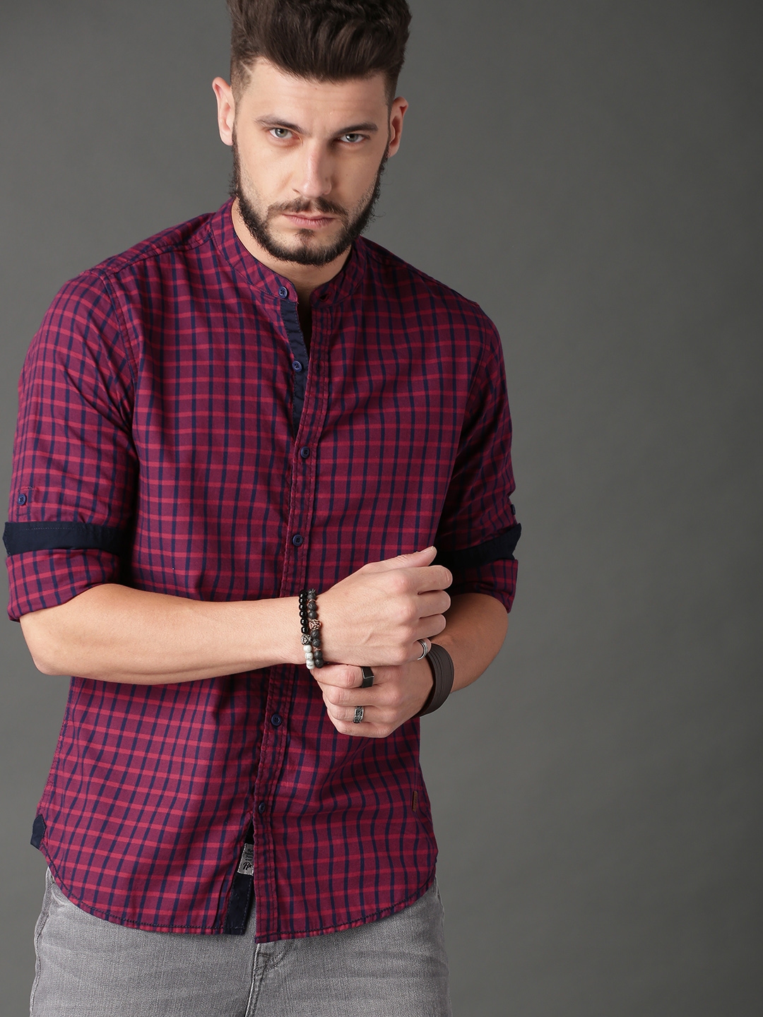 Buy Roadster Men Maroon & Navy Blue Regular Fit Micro Check Casual ...