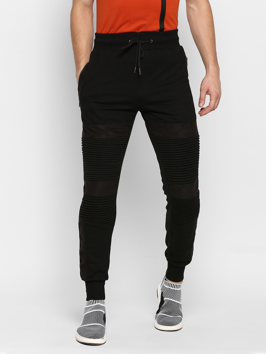 skult by shahid kapoor track pants