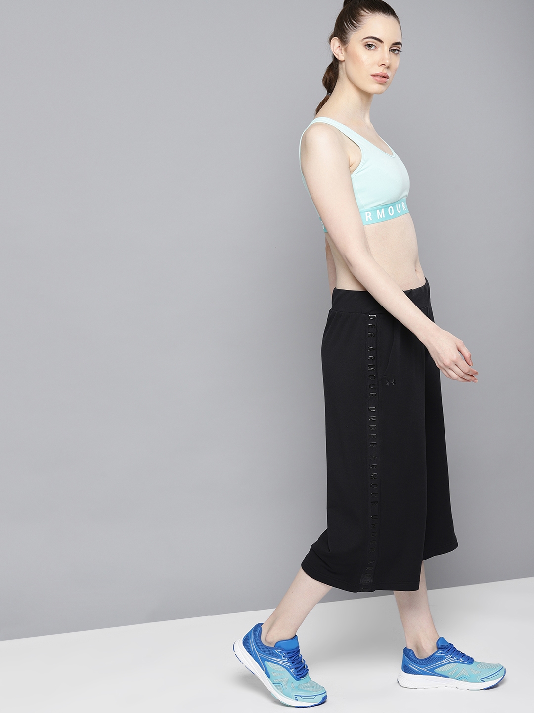 under armour featherweight fleece crop