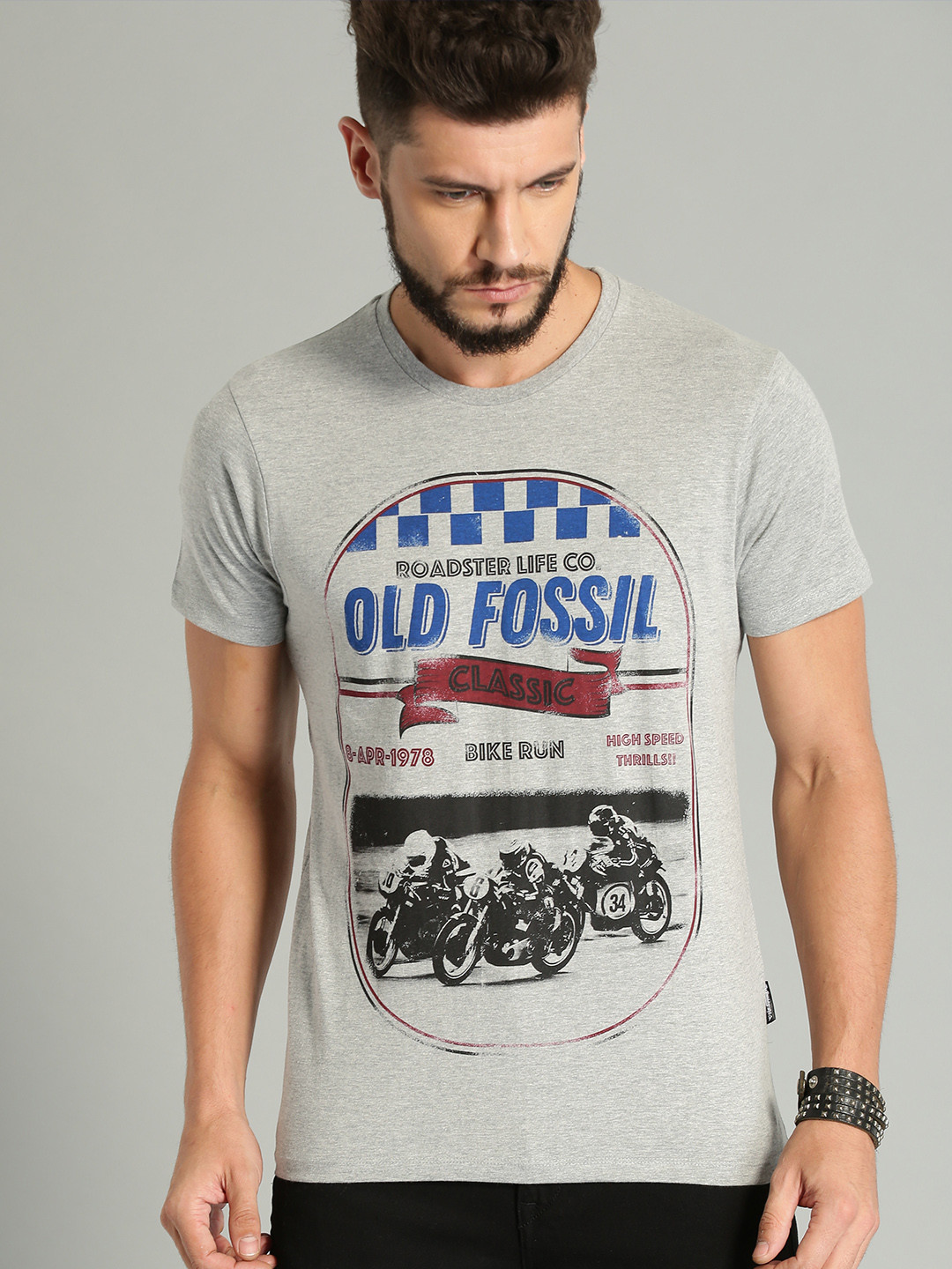 Buy The Roadster Lifestyle Co Men Grey Printed Retro Vintage Round Neck