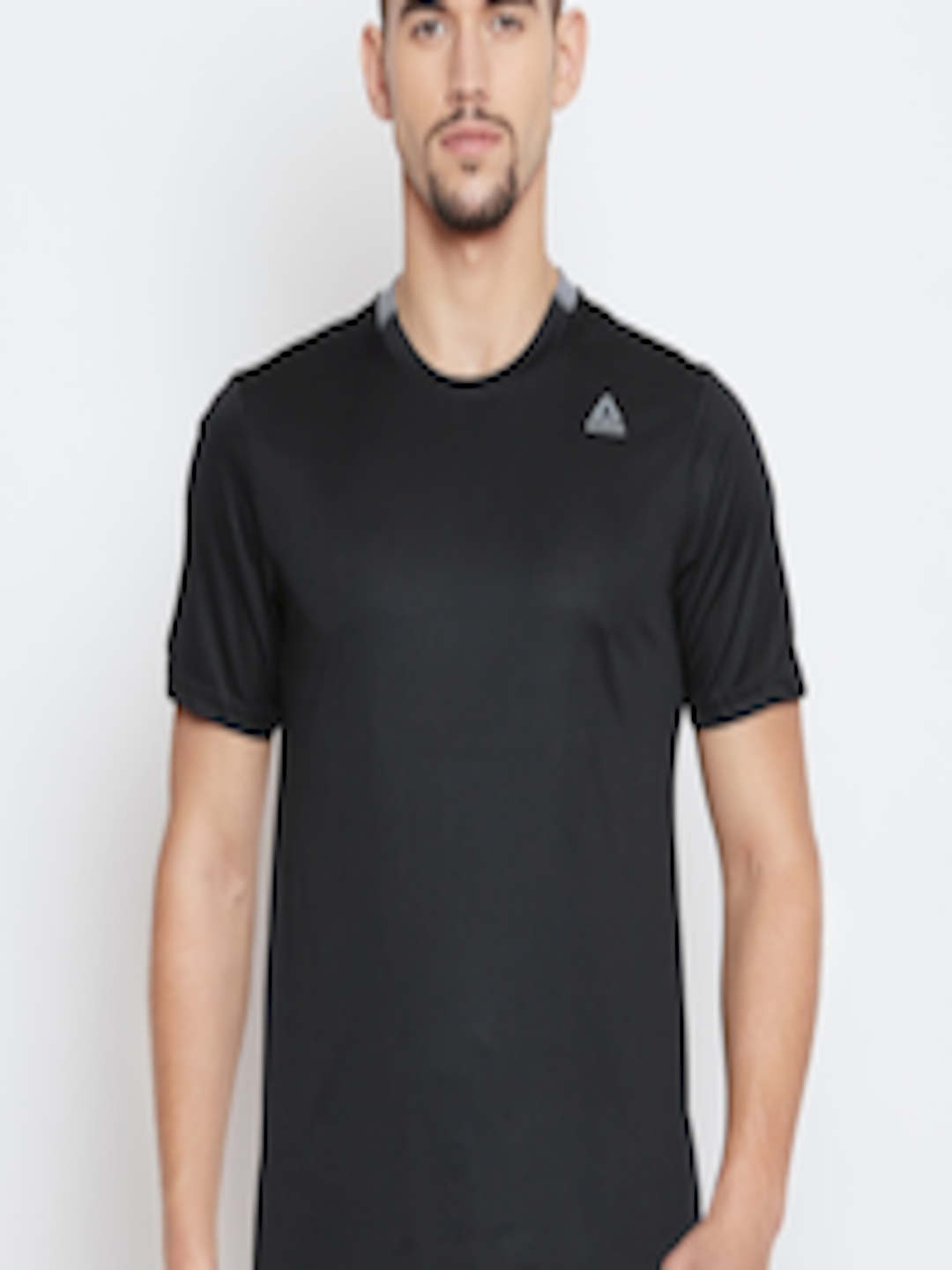 Buy Reebok Men Black Slim Fit Solid Round Neck Tech Training T Shirt ...
