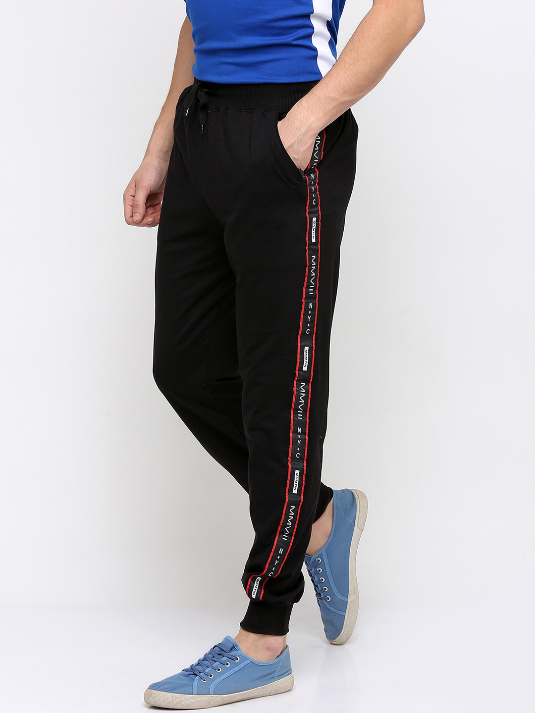 joggers on flipkart