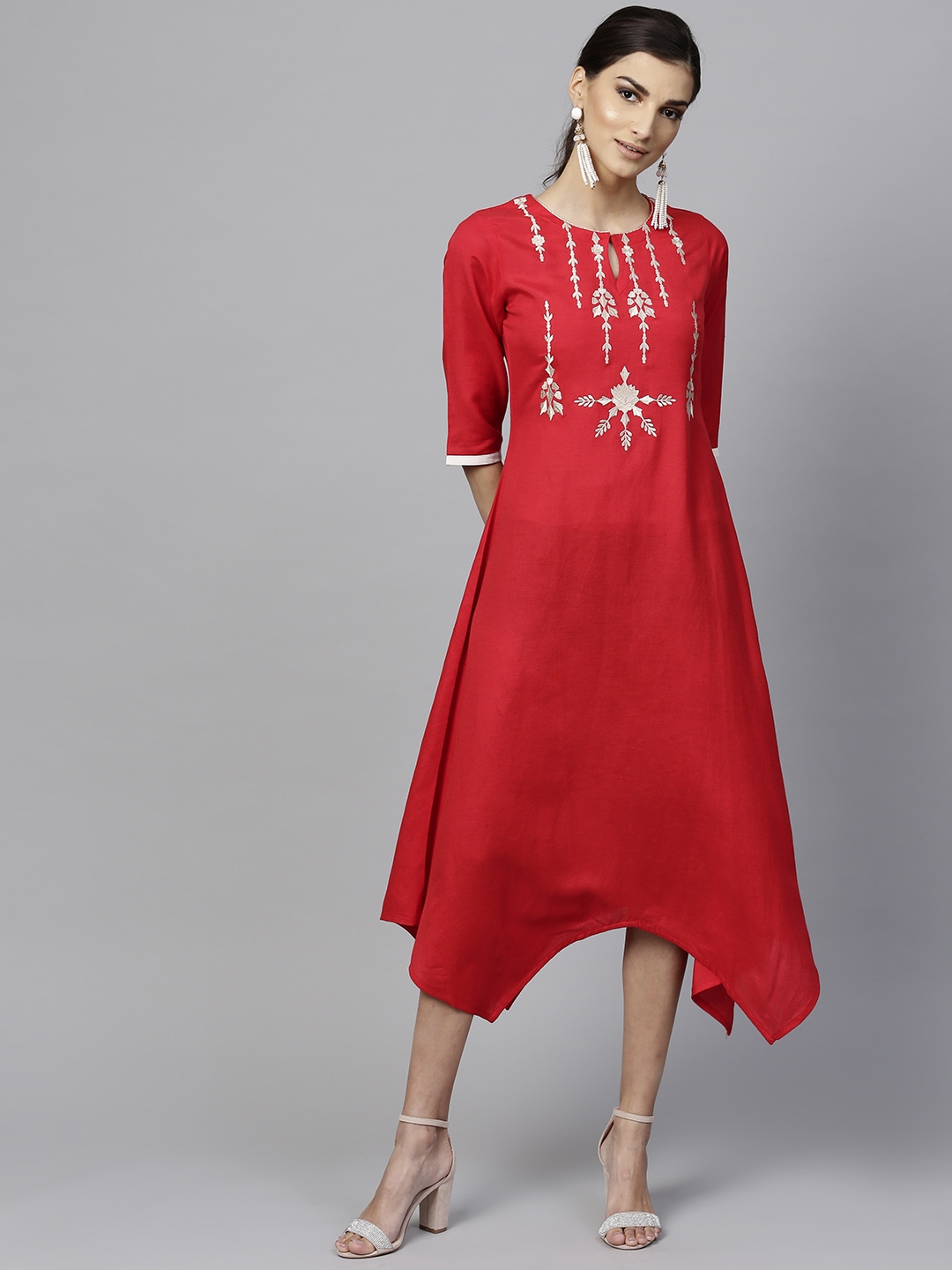 libas designer gowns