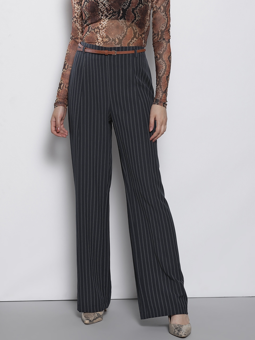 striped parallel pants