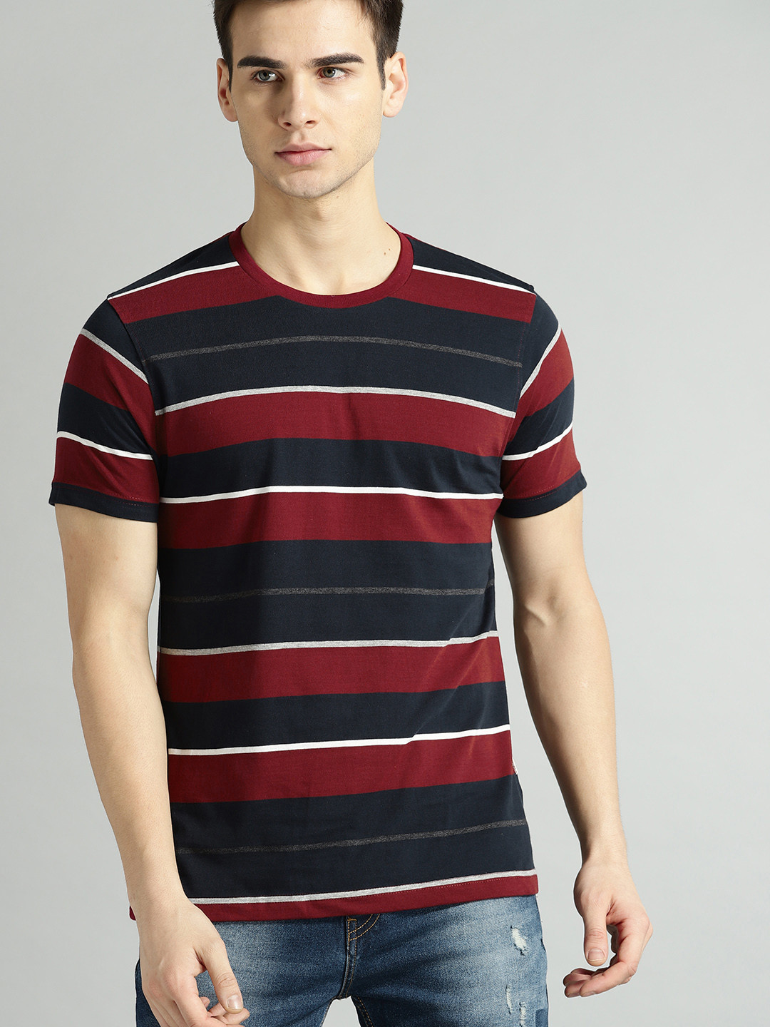 Buy The Roadster Lifestyle Co Men Navy Blue Striped Round Neck T Shirt