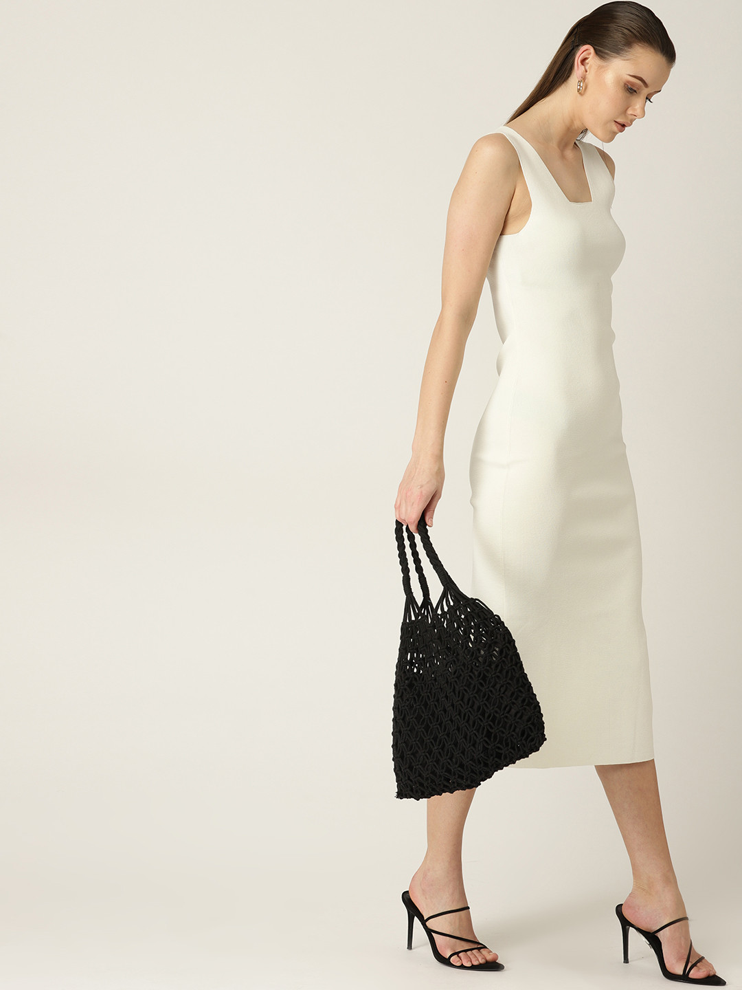 Women's White Solid Sheath Dress