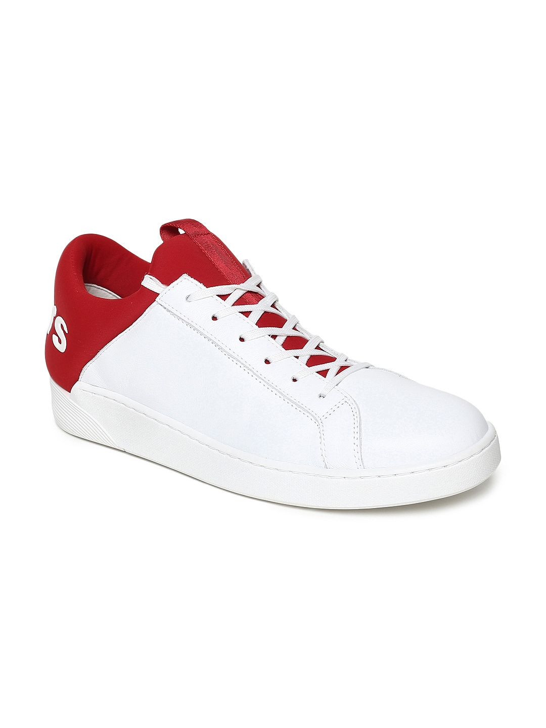 levis flatform trainers white