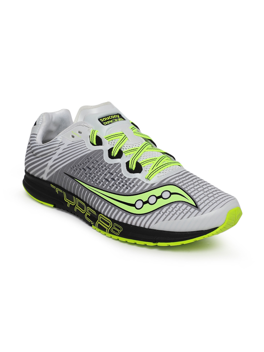 saucony myntra